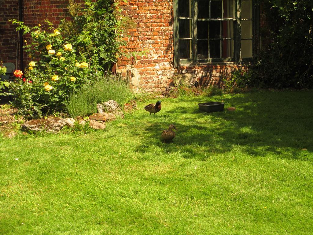 Old Manor House Shepperton
