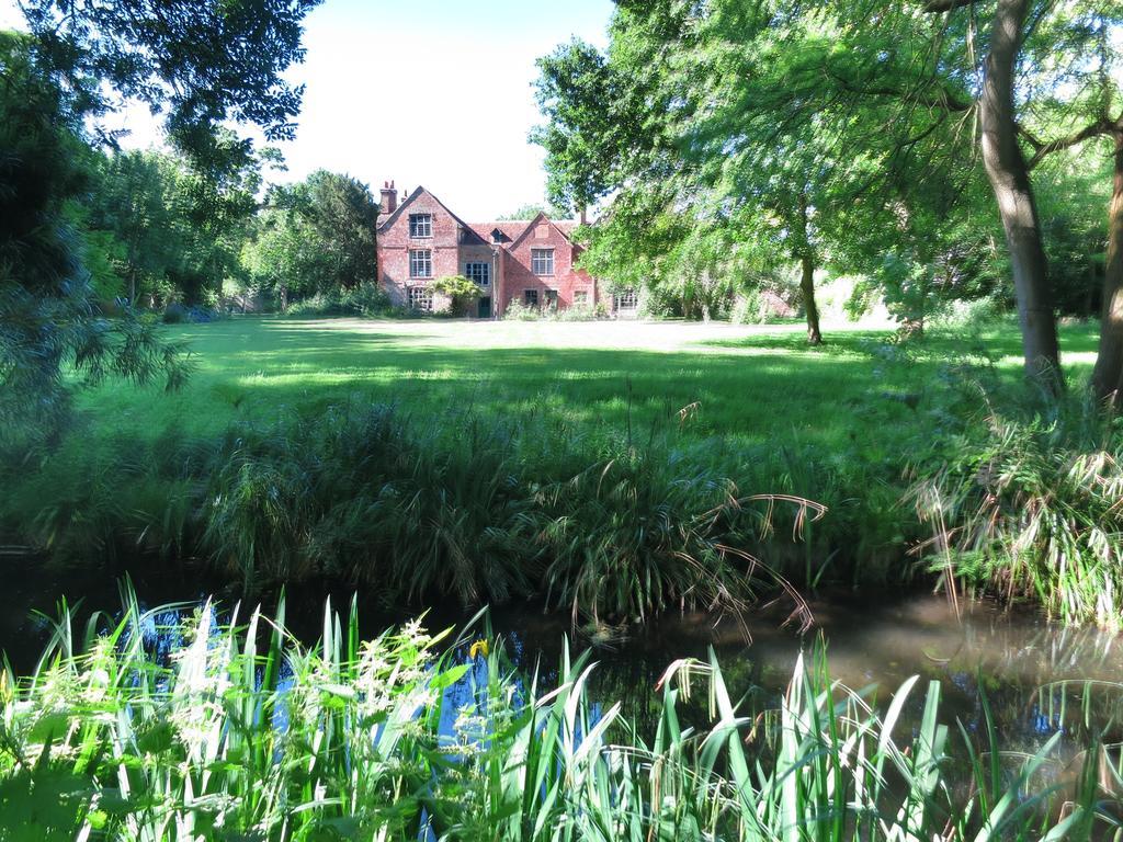 Old Manor House