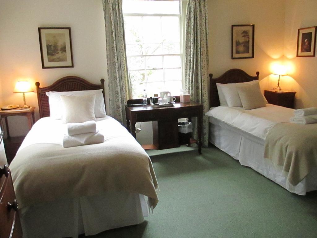 Old Manor House Shepperton