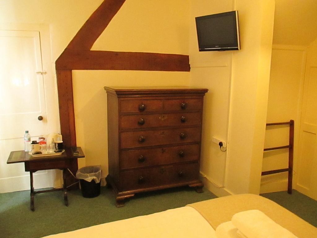 Old Manor House Bed & Breakfast