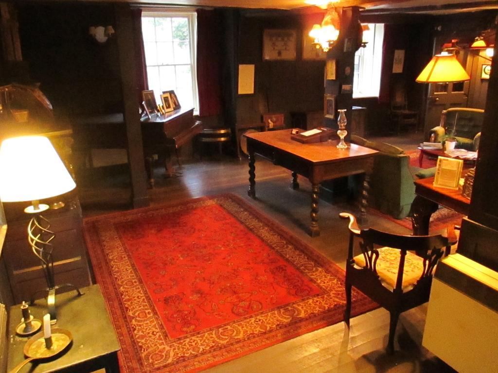 Old Manor House *